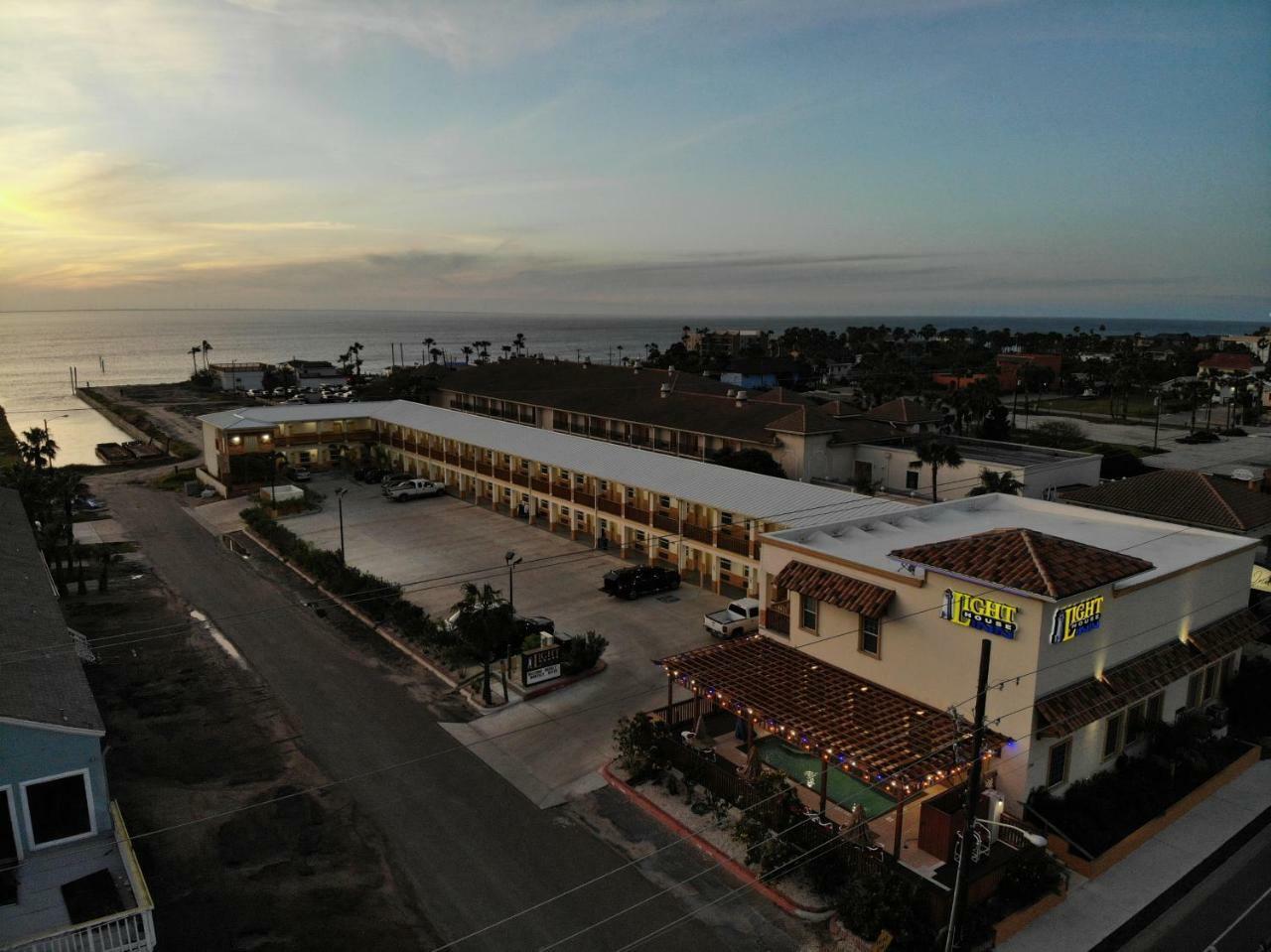 Lighthouse Inn Саут Падре Алънд Екстериор снимка